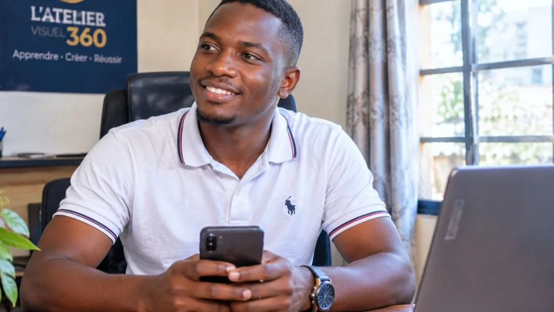 L'Atelier Visuel 360 au travail à Conakry